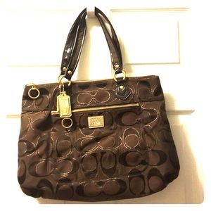Chocolate brown Coach shoulder bag